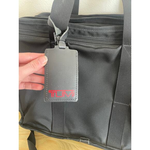 Tumi Alpha Expandalble Briefcase Black Canvas Laptop Bag 17\